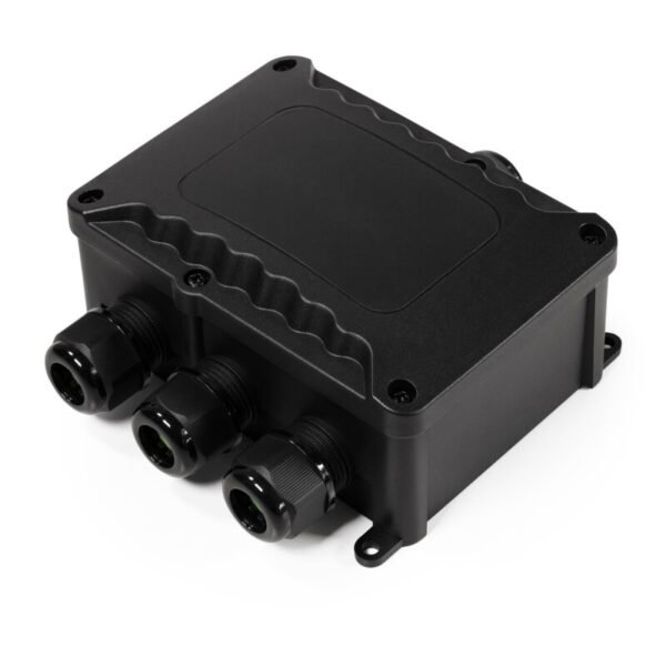 McPower IP68 Junction Box - Outdoor Use, 1 Input and 3 Outputs, Dimensions: 129x119x56mm